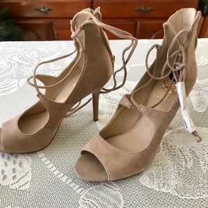 Vince Camino lace up heel